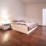 With Parking Space Palit, Rab - 23622 Apartamento Rab Town