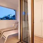 Apartamento With Parking Space Palit, Rab - 23622