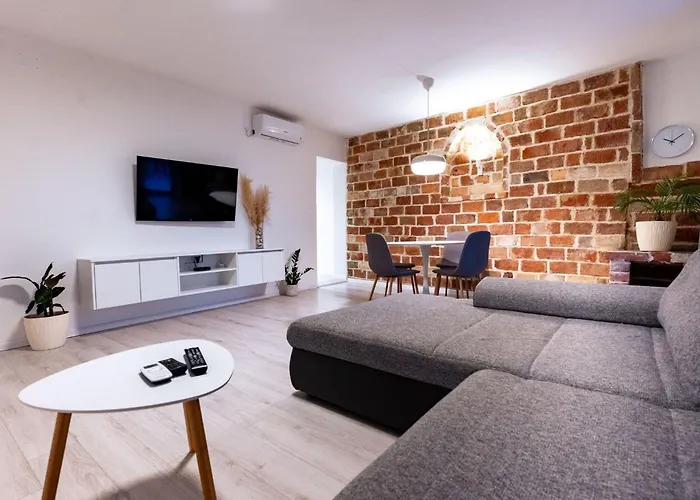 With Parking Space Palit, Rab - 23622 Apartament Rab Town